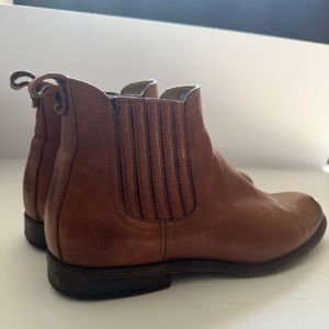 FRYE BOOTS, SIZE 11, PRE-OWNED.